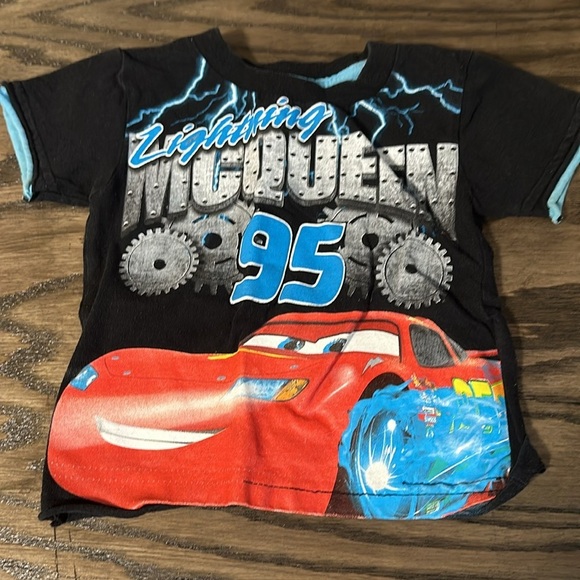 Toddler Boys Cars Shirts - 2T - Picture 4 of 5